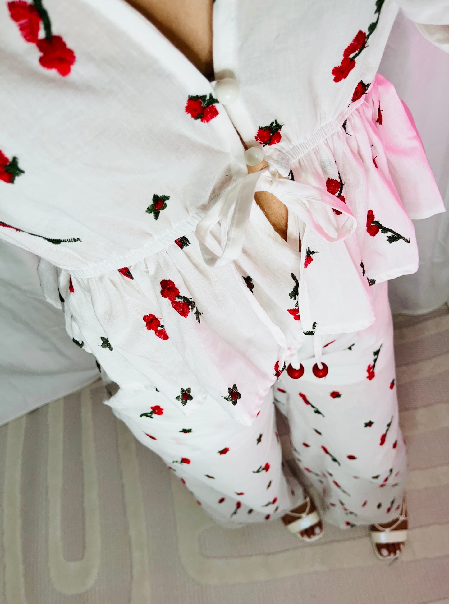 Ensemble Fiorella – Haut noué & Pantalon fluide