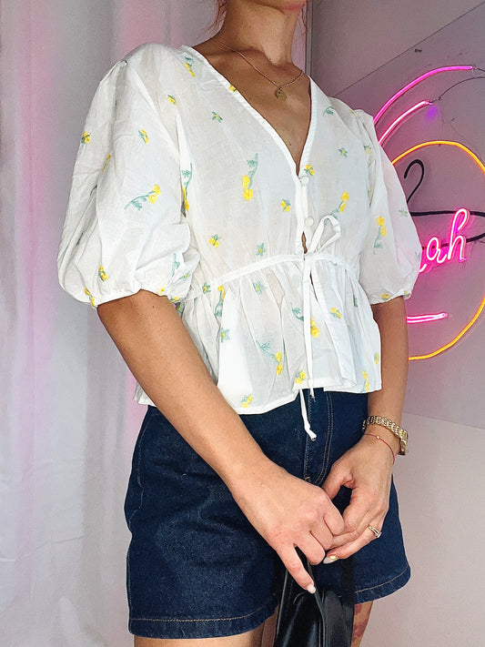 Blouse Limoncella – Broderies & Manches Bouffantes